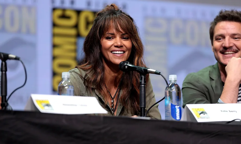 Heidi Berry-Henderson: Everything to Know About Halle Berry’s Sister