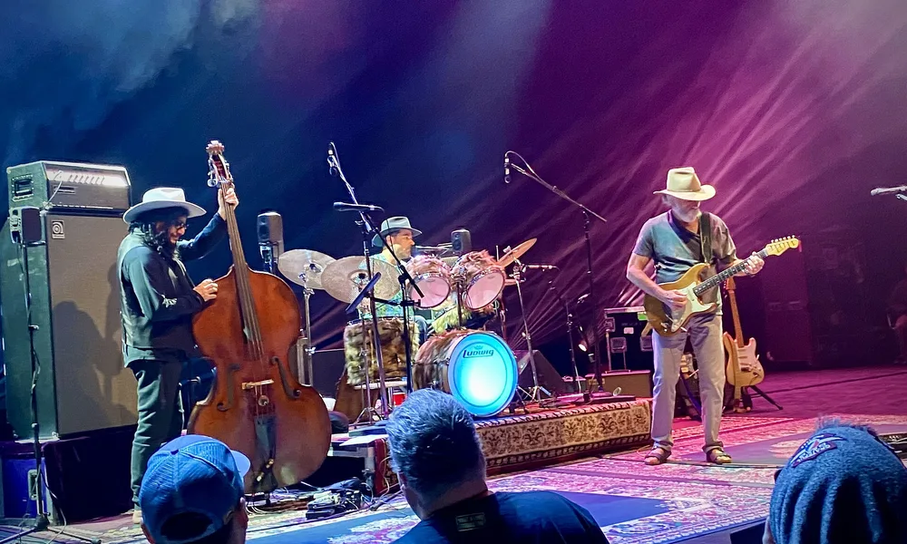 Who Is Natascha Münter? The Full Story of Bob Weir’s Wife