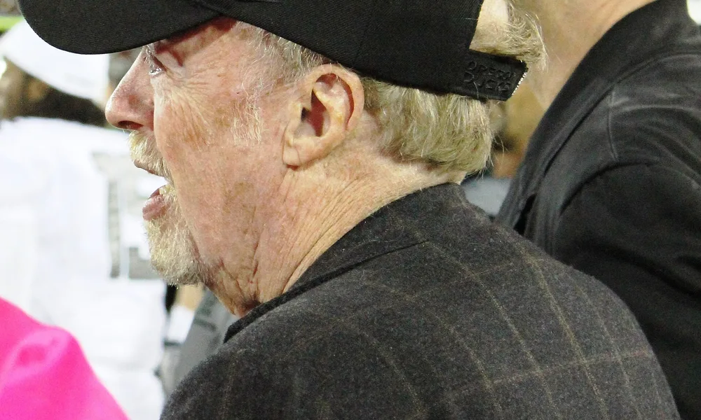 Penny Knight: Everything to Know About Phil Knight’s Wife